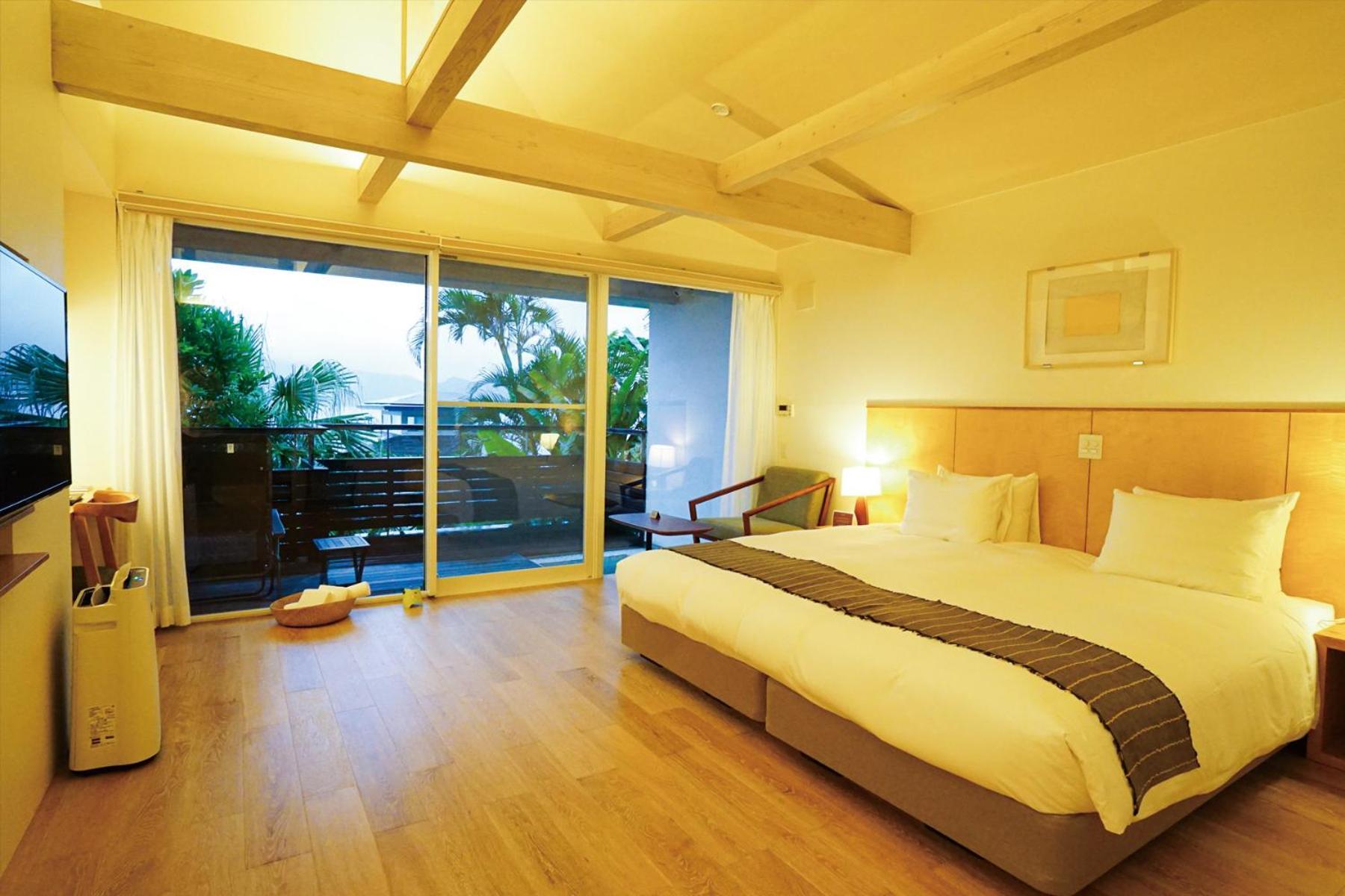Miru Amami Hotel Tatsugo ภายนอก รูปภาพ