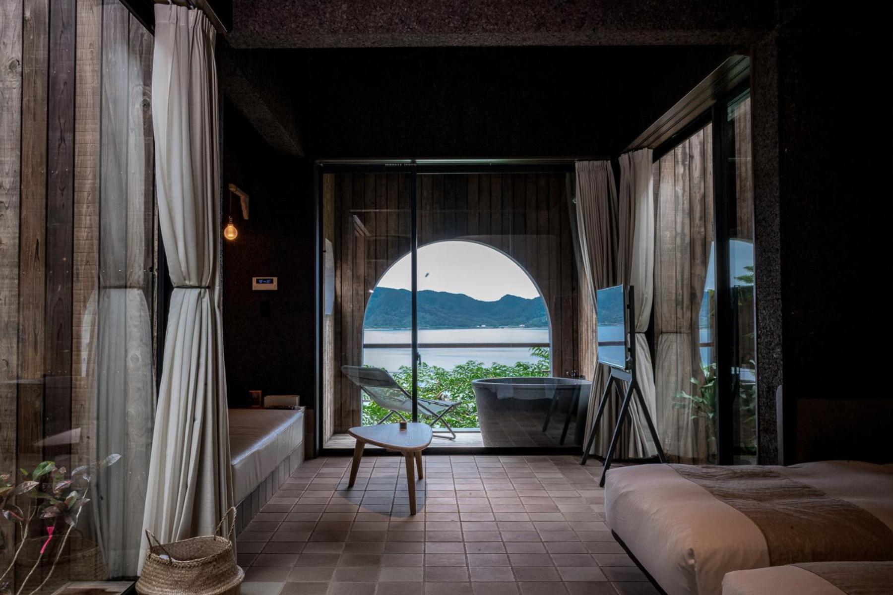 Miru Amami Hotel Tatsugo ภายนอก รูปภาพ